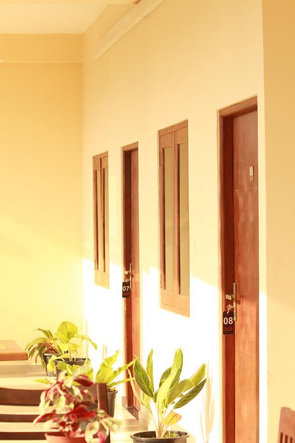 Pearl City Hotel Tissamaharama Dış mekan fotoğraf